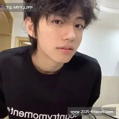 凤万宇